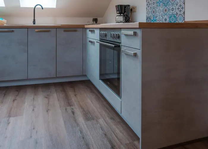 Appartementhaus- Bredner / Iv *